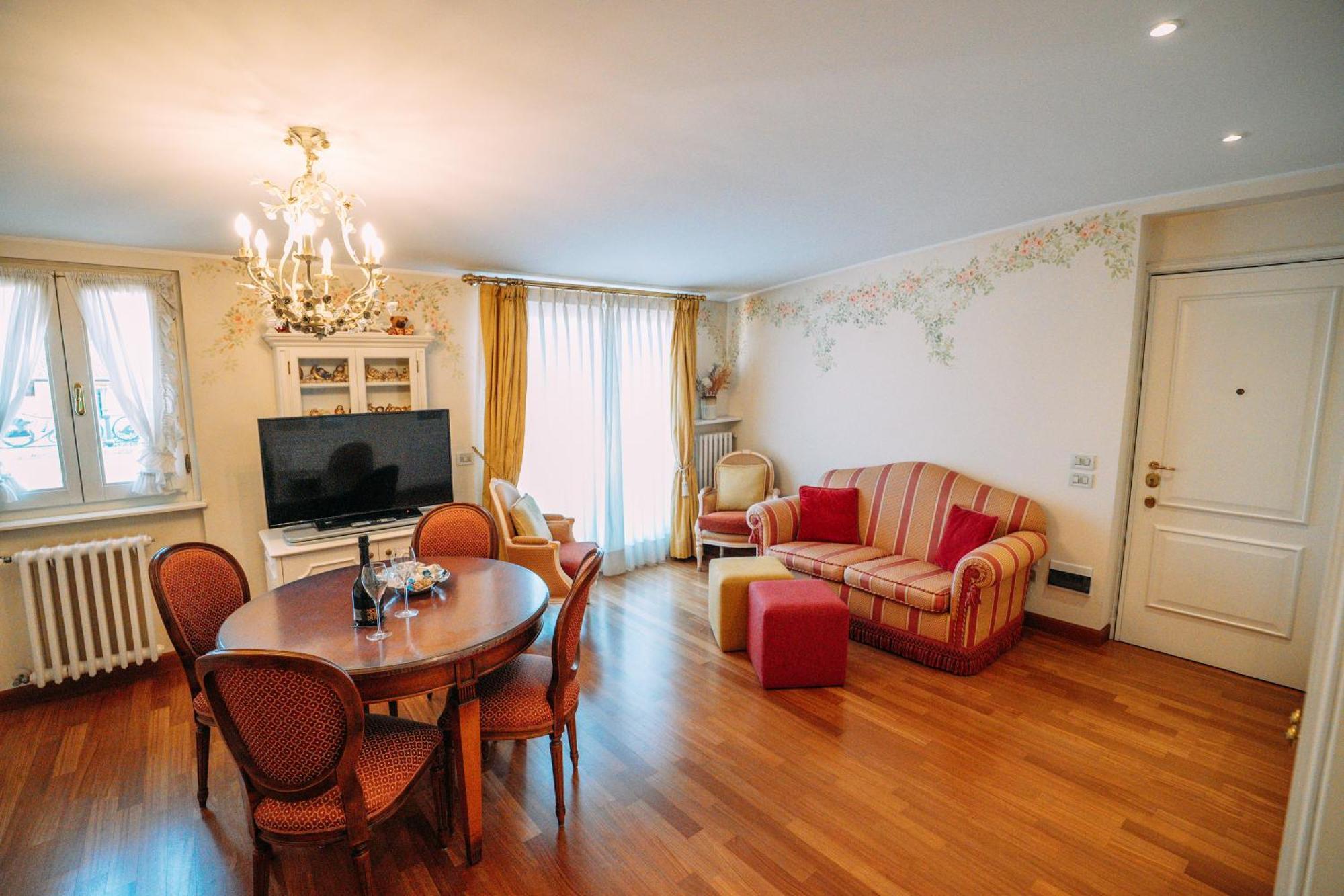 Suite Romantic Vista Lago Stresa Exterior foto