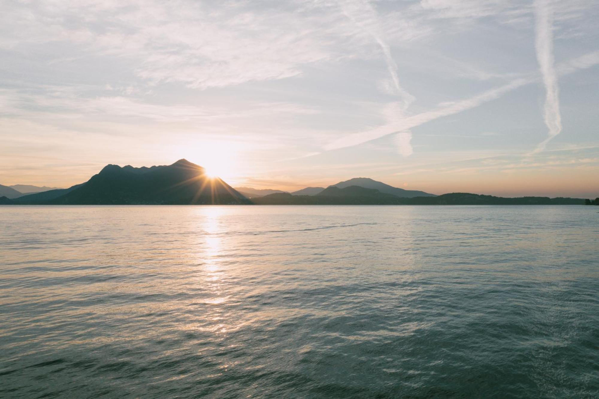 Suite Romantic Vista Lago Stresa Exterior foto