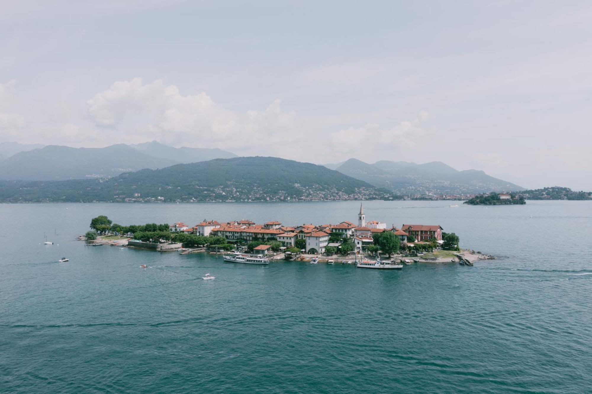 Suite Romantic Vista Lago Stresa Exterior foto